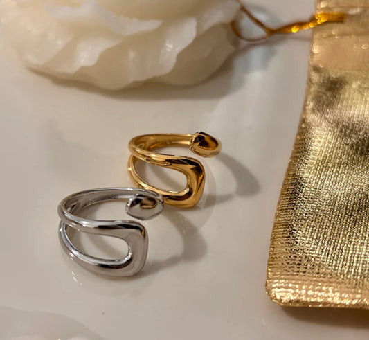 Marvelia Ring